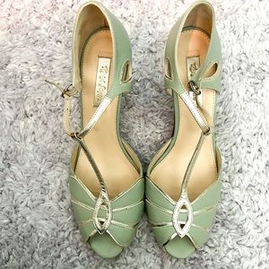 Stunning Rachel Simpson heels